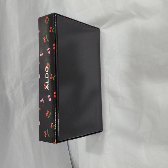 Aldo A monogram red pink heart shaped‎ cherry stem zip around wallet new in box - Picture 14 of 16